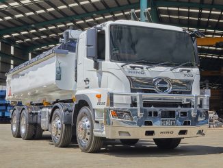 hino 700 series tipper